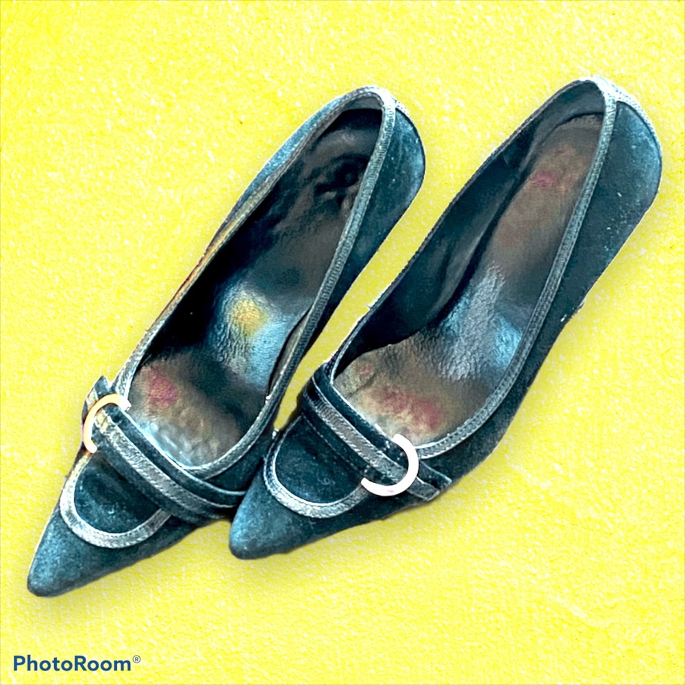 Circa Joan and David modern pointy witchy shoes